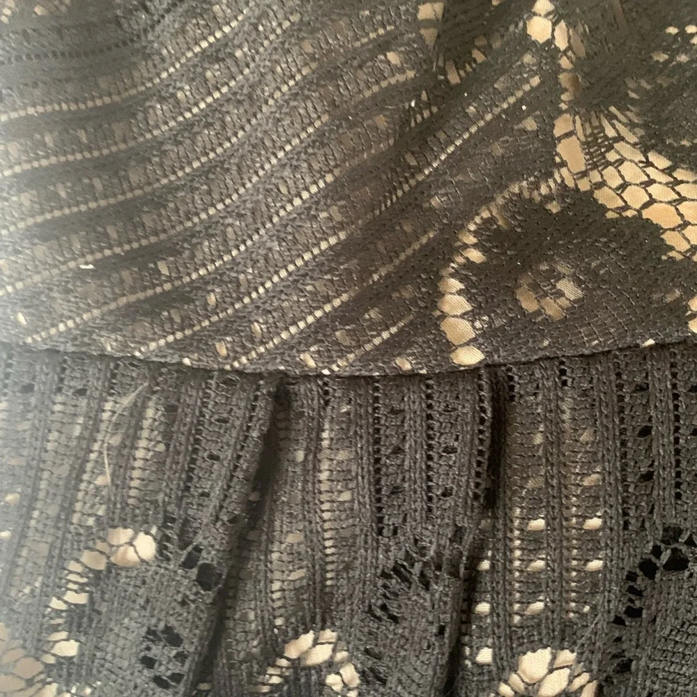 Free People Rocco Black Lace Mini Dress with Nude Liner. Womens Size 2 NWOT - Picture 11 of 16